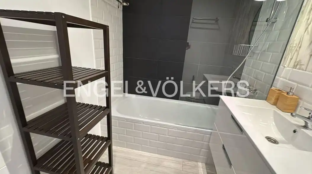 Baño de Piso de alquiler en Madrid con Aire acondicionado, Calefacción y Terraza