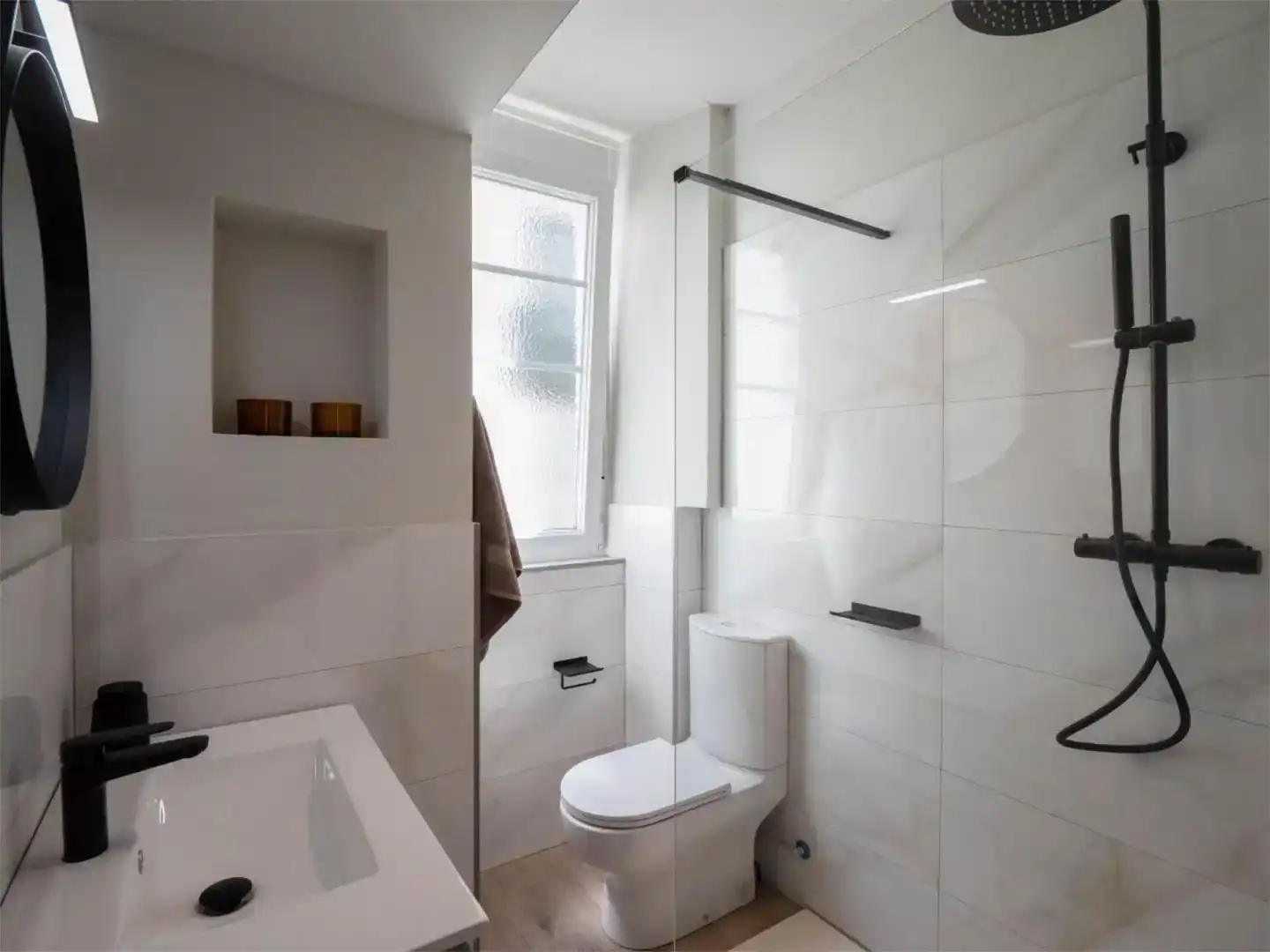 Bathroom of Flat for rent in Pontedeume  with Furnished and Balcony