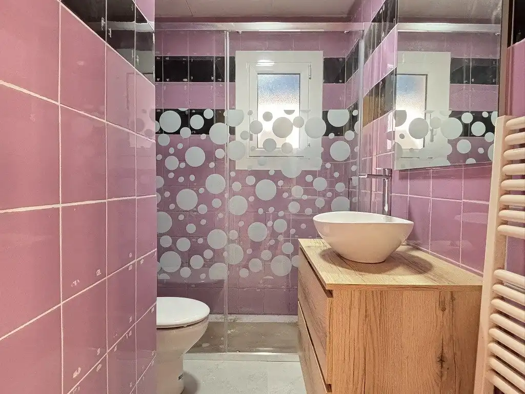 Bathroom of Flat for sale in Sant Joan Les Fonts  with Heating, Storage room and Balcony