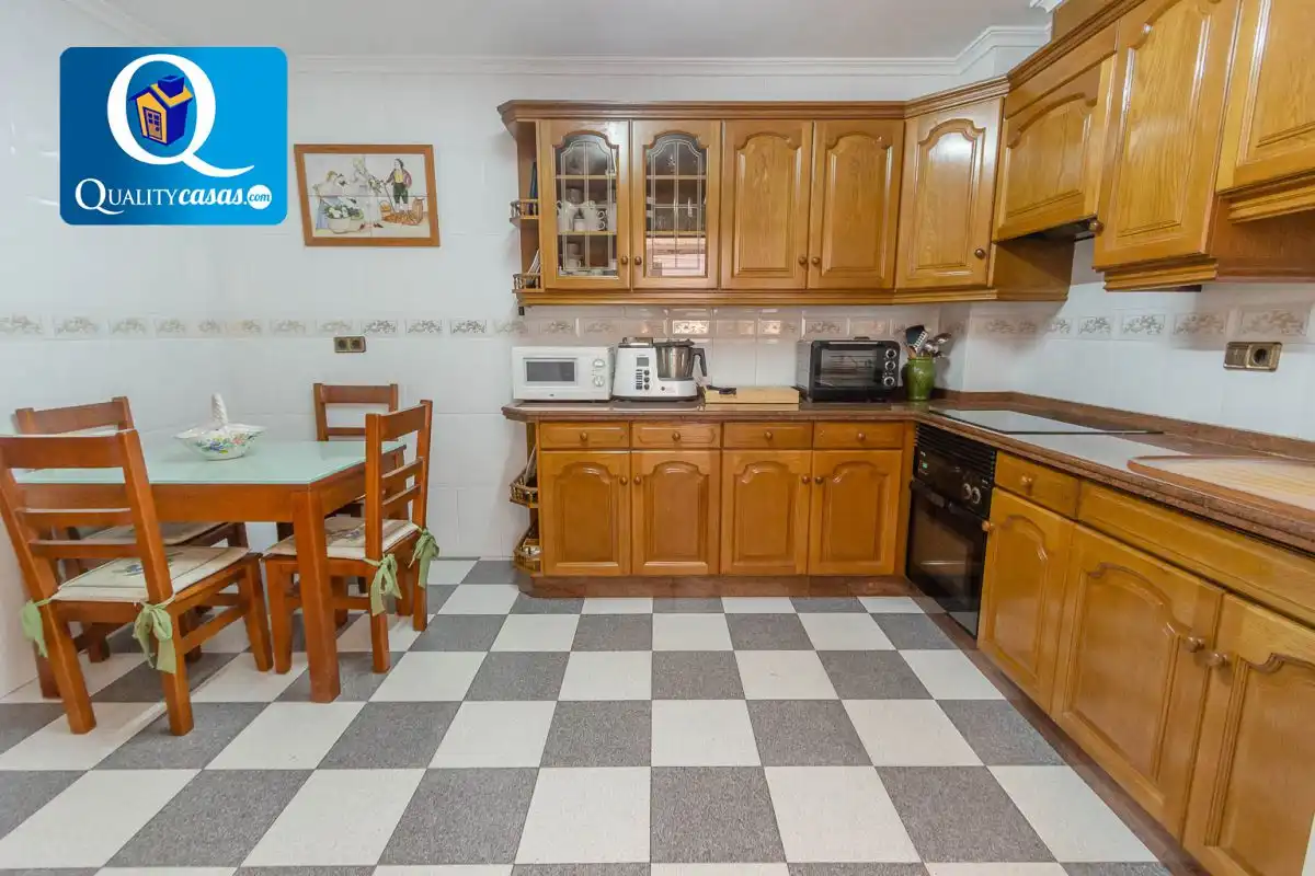 Cocina de Casa o chalet en venta en Villena con Calefacción, Terraza y Trastero