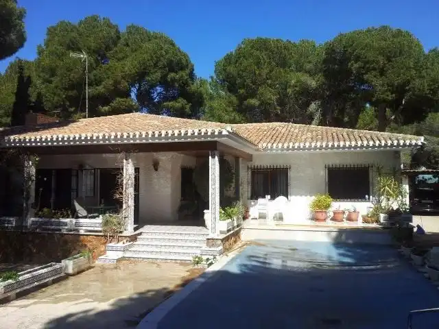 Villa avec piscine à vendre à Calle  Antonio Machado-Campoamor, imagen 6
