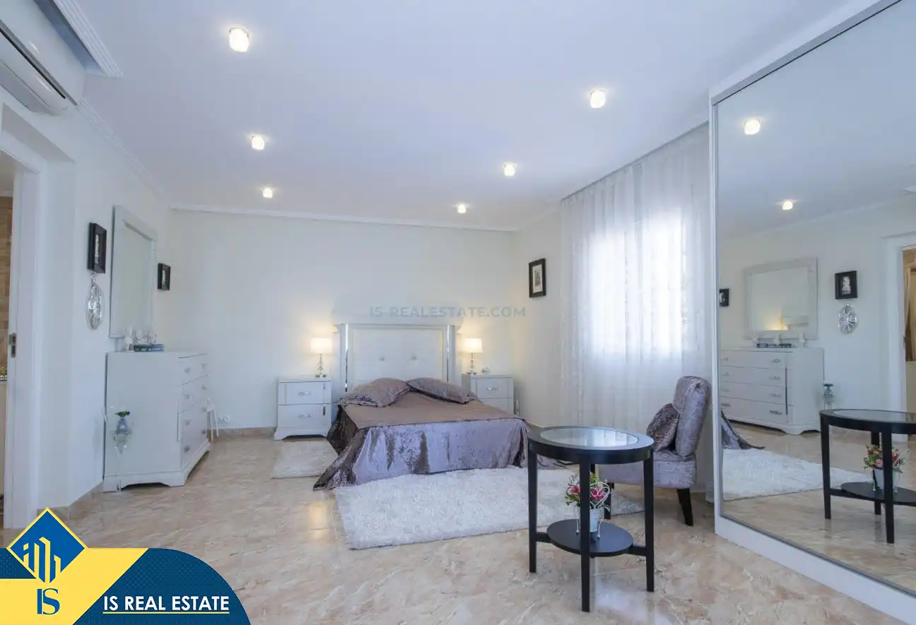 Chalet con terraza en venta en Los Balcones - Los Altos, imagen 32
