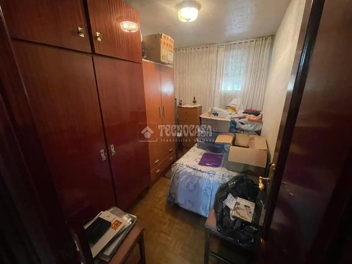 Schlafzimmer von Wohnung zum Verkauf in Madrid