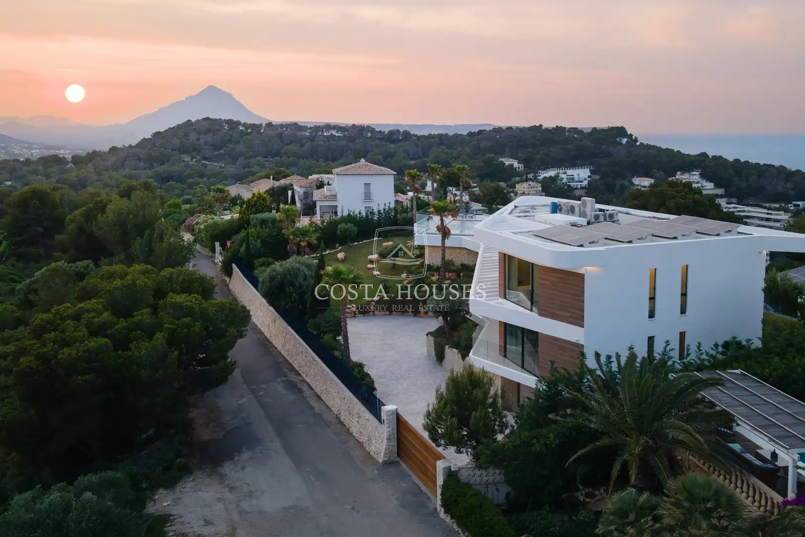 Exterior view of Houses for sale in Jávea / Xàbia  with Air Conditioner, Heating and Private garden