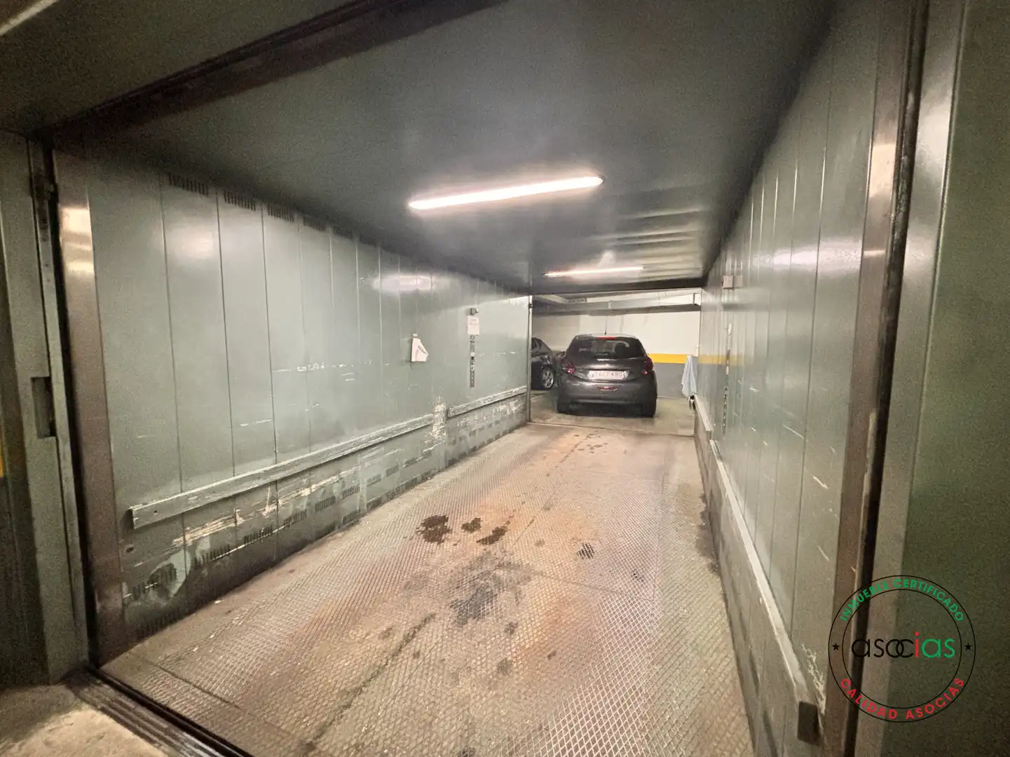 Aparcament de Garatge en venda en Oviedo 