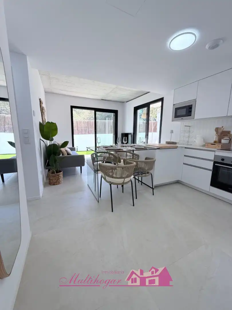 Comedor de Planta baja en venta en Sant Antoni de Portmany con Aire acondicionado, Calefacción y Jardín privado