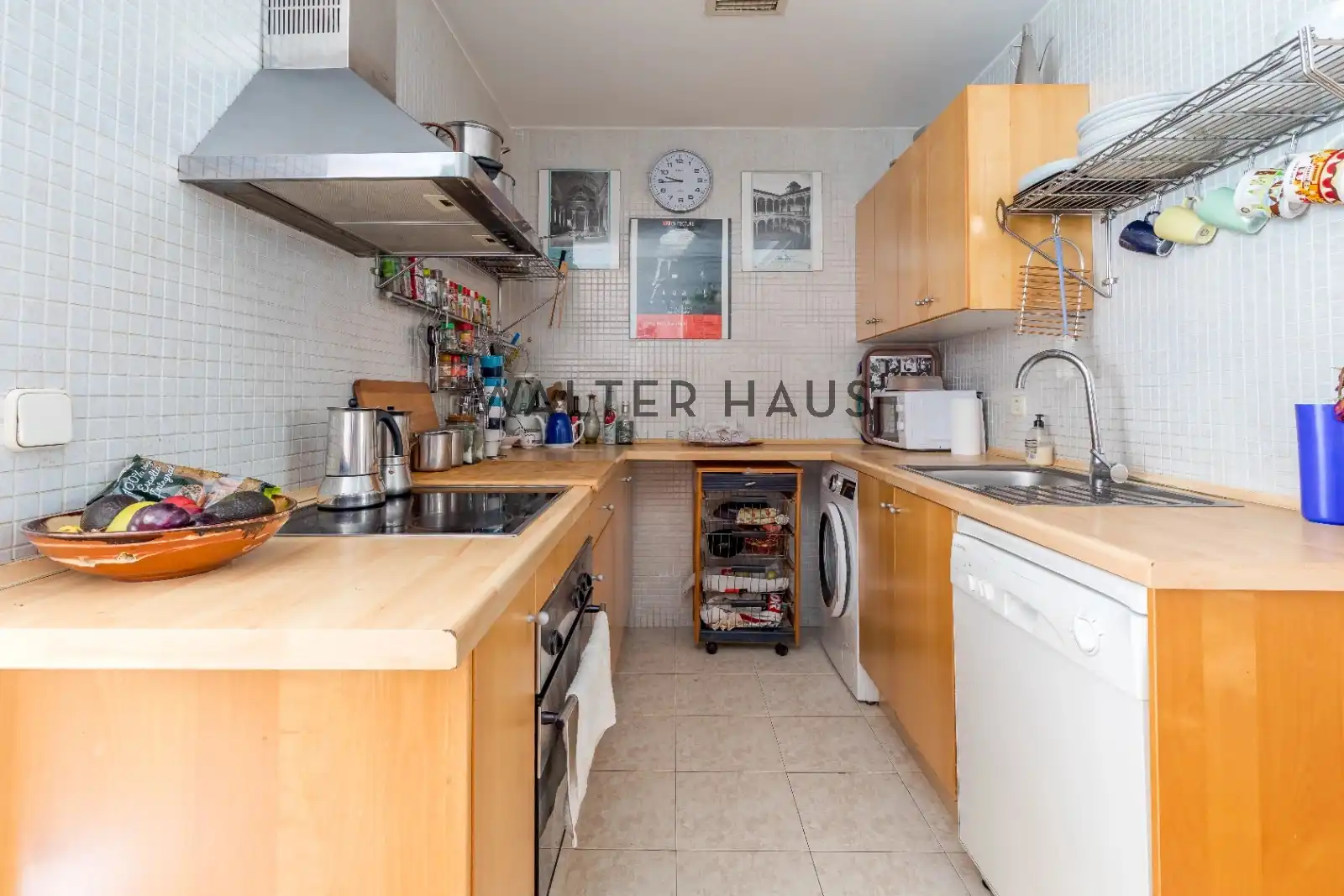 Kitchen of Flat for sale in Madrid  with Air Conditioner, Heating and Storage room