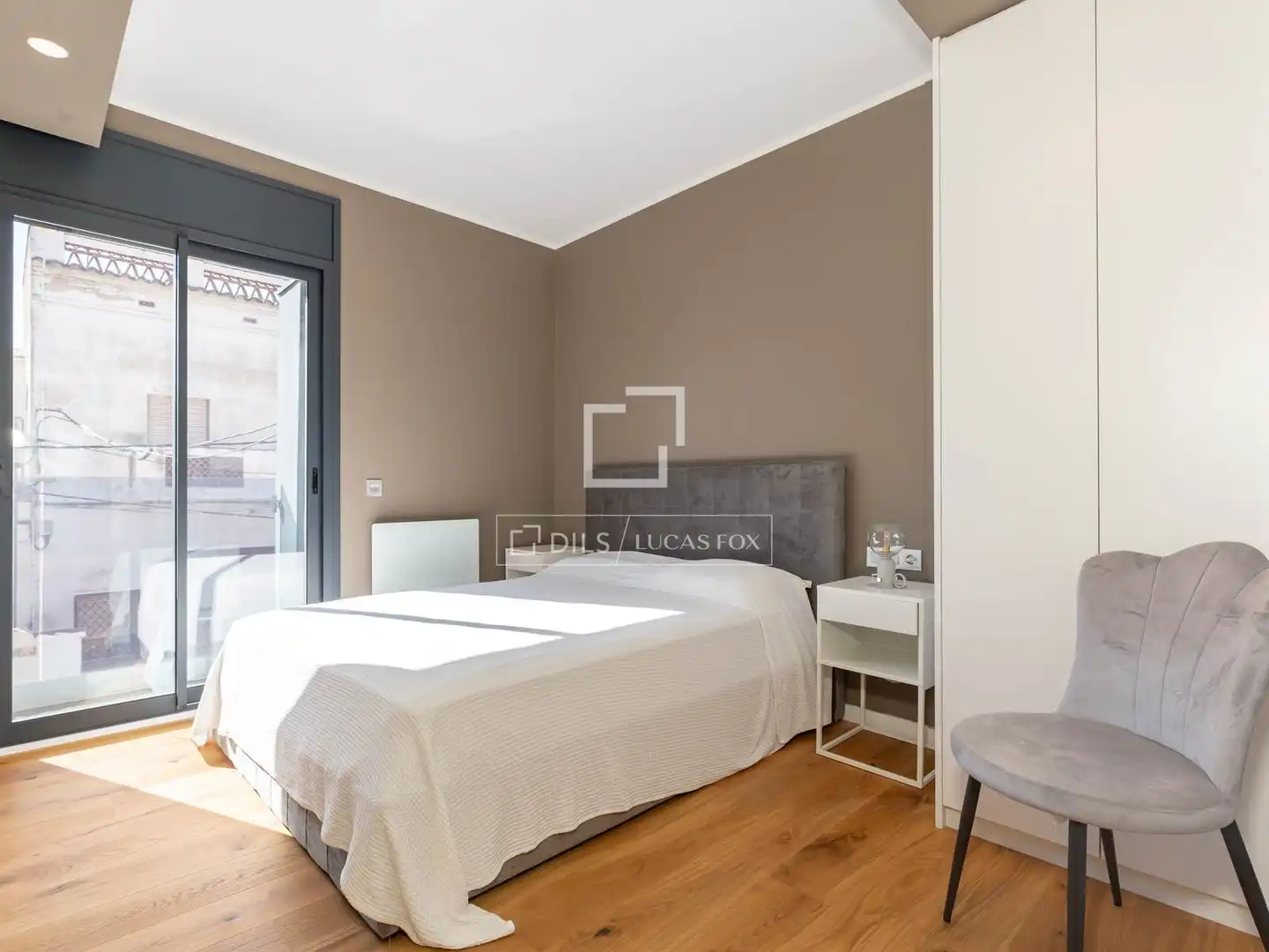 Dormitori de Casa o xalet en venda en Esplugues de Llobregat amb Aire condicionat, Calefacció i Parquet