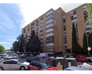 Vista exterior de Estudi de lloguer en  Madrid Capital amb Calefacció, Terrassa i Alarma