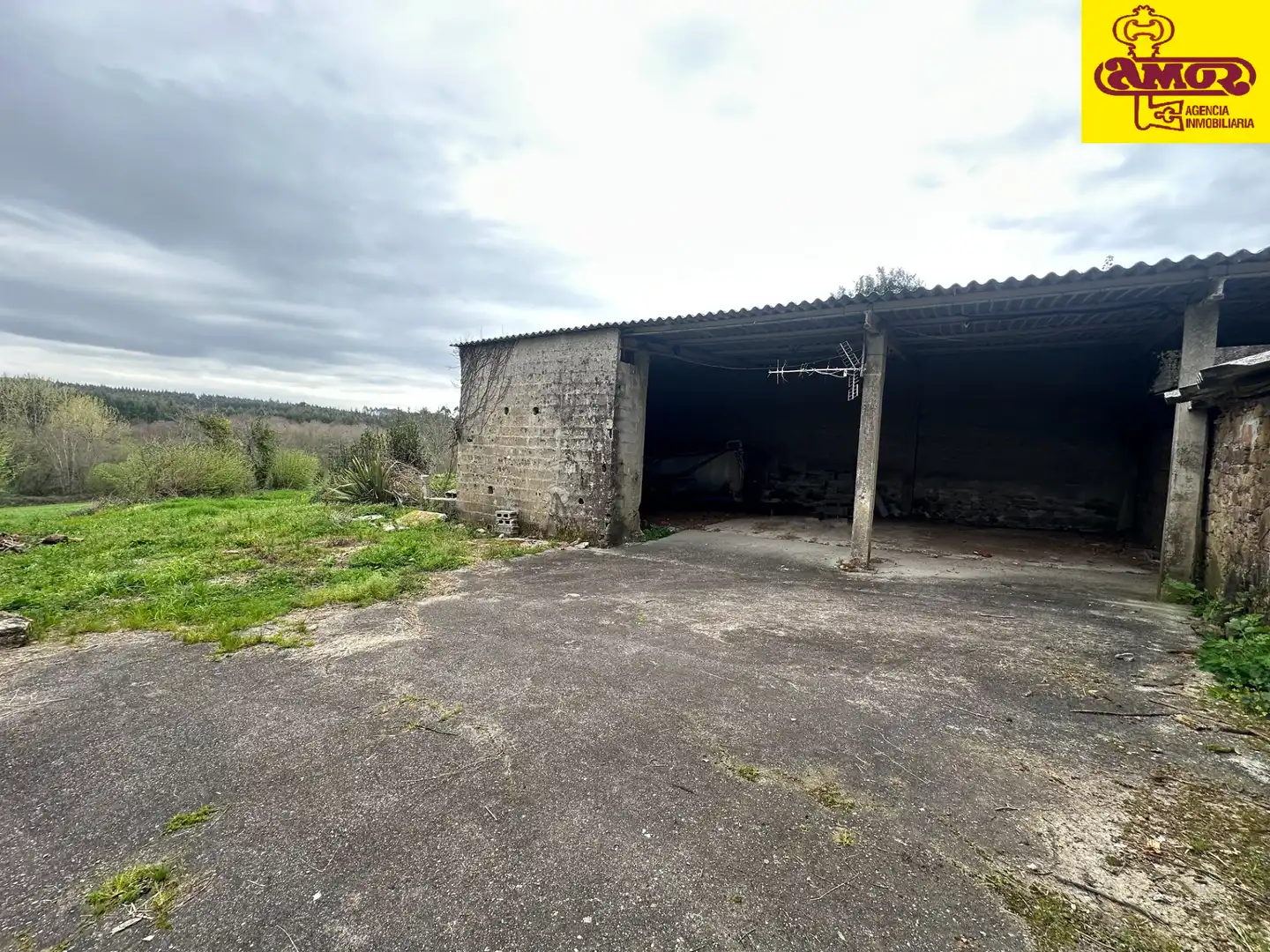 Casa o xalet en venda en Santiago de Compostela  amb Jardí privat