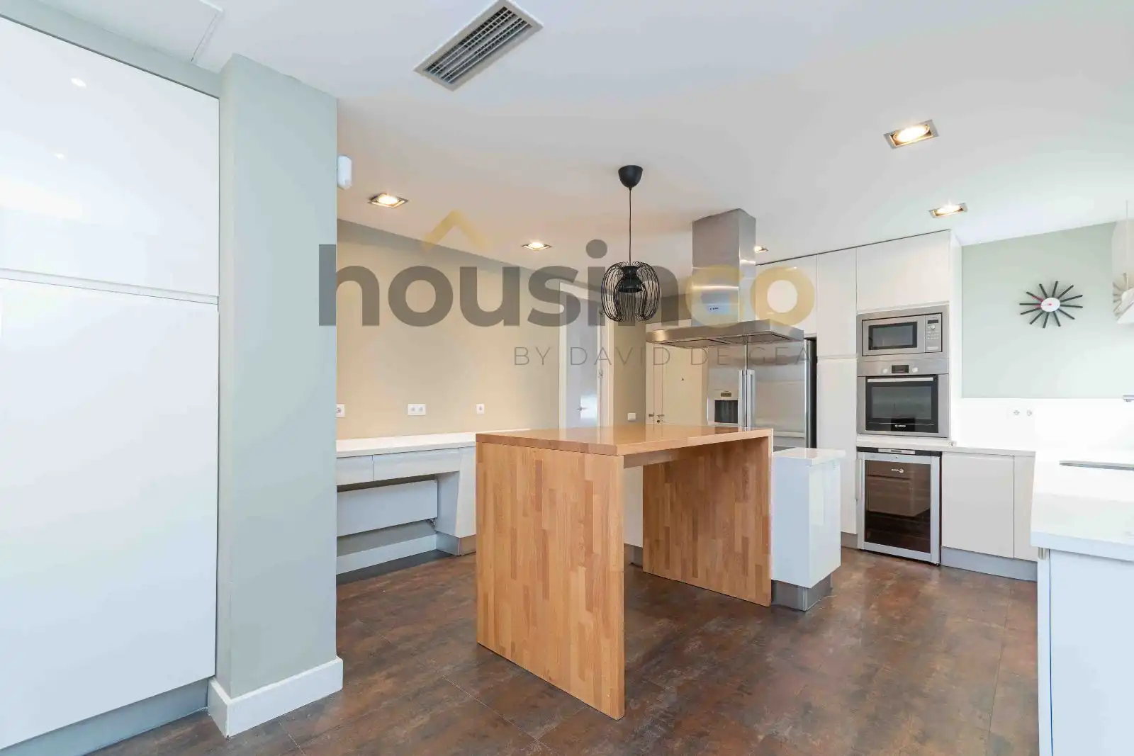 Kitchen of Flat for rent in Madrid  with Air Conditioner, Heating and Terrace
