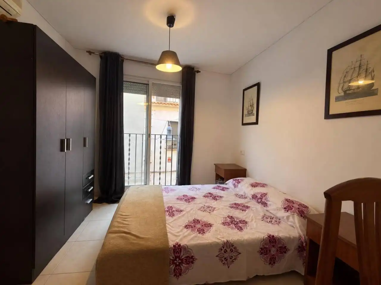 Bedroom of Flat for sale in Centre