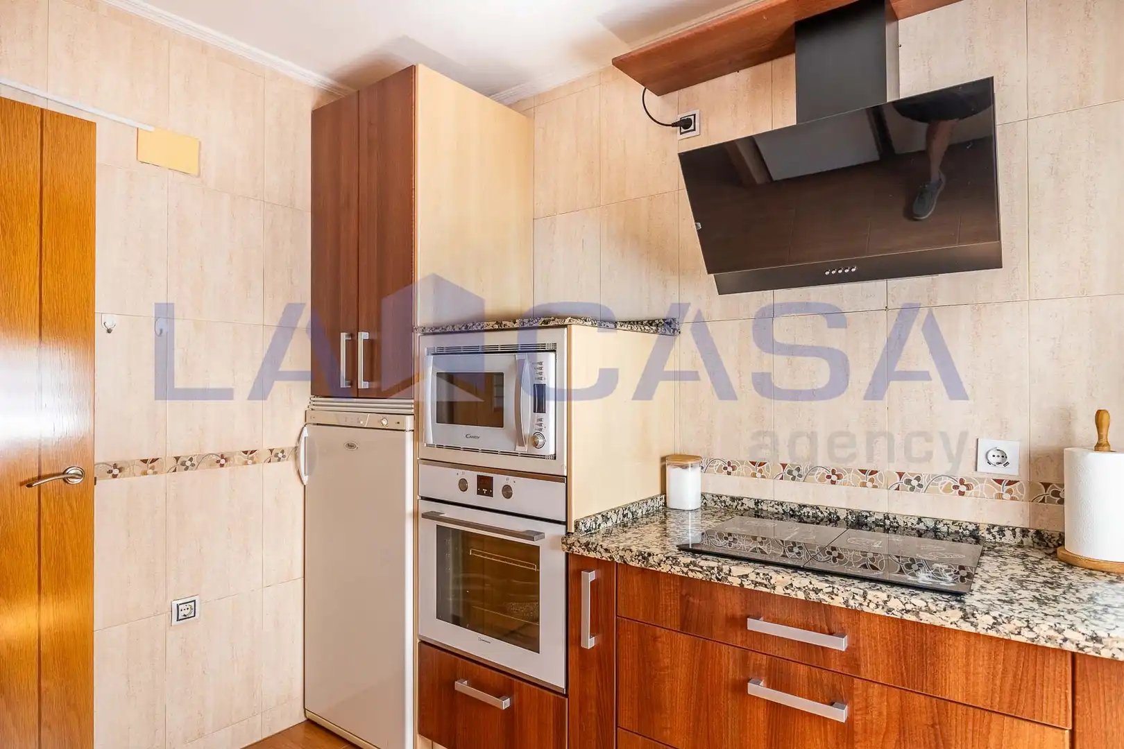 Kitchen of Flat for sale in Sevilla