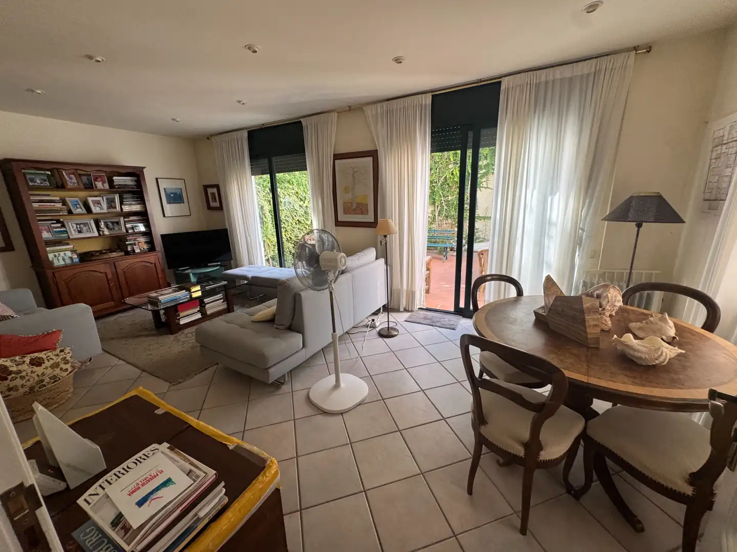 Sala d'estar de Casa o xalet de lloguer en Sant Feliu de Guíxols amb Calefacció, Terrassa i Moblat