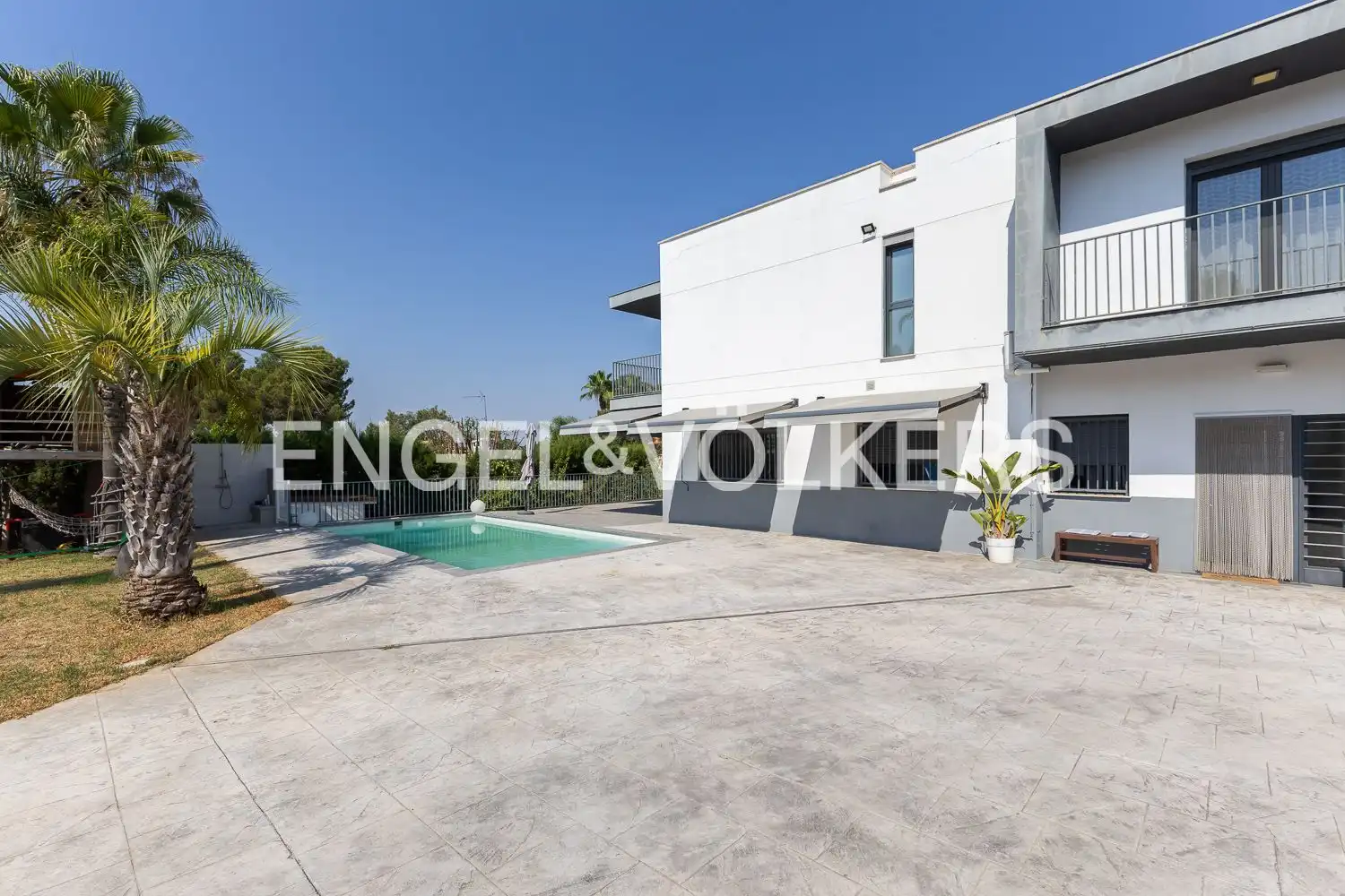 Vista exterior de Casa o chalet en venta en Torrent con Aire acondicionado, Calefacción y Jardín privado