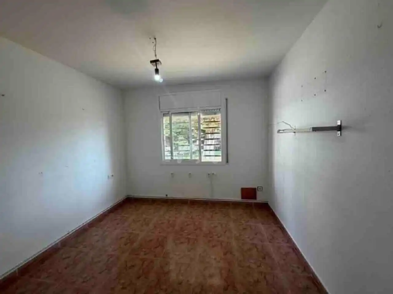 Dormitori de Casa o xalet en venda en Cunit amb Jardí privat