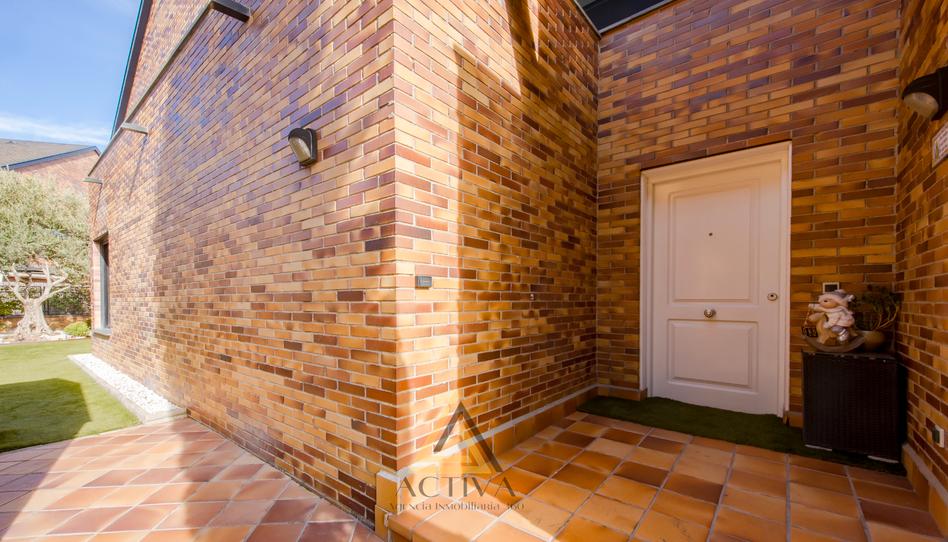 Foto 1 de Casa adosada en venda a Calle de Asturias, Castillo Campodón, Madrid