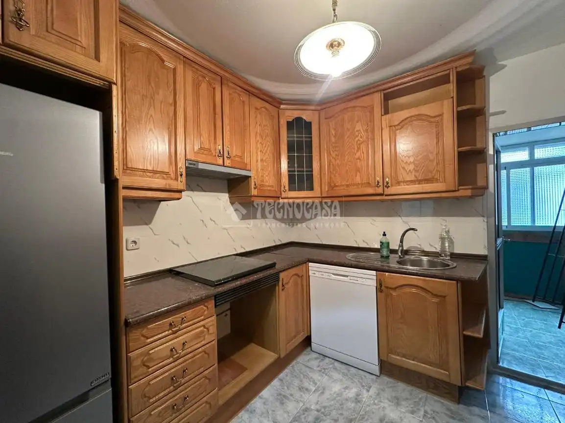Kitchen of Flat for sale in Alcalá de Henares