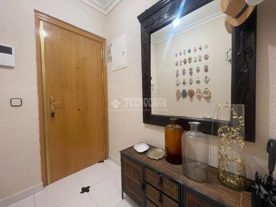 Piso en venta en San Agustín del Guadalix con Calefacción, Terraza y Amueblado