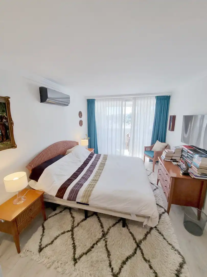Schlafzimmer von Wohnungen zum Verkauf in Benahavís mit Klimaanlage, Terrasse und Schwimmbad