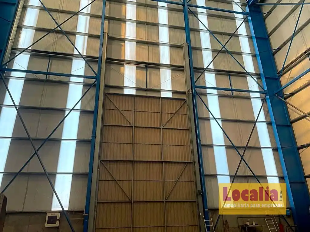 Exterior view of Industrial buildings for sale in Aguilar de Campoo