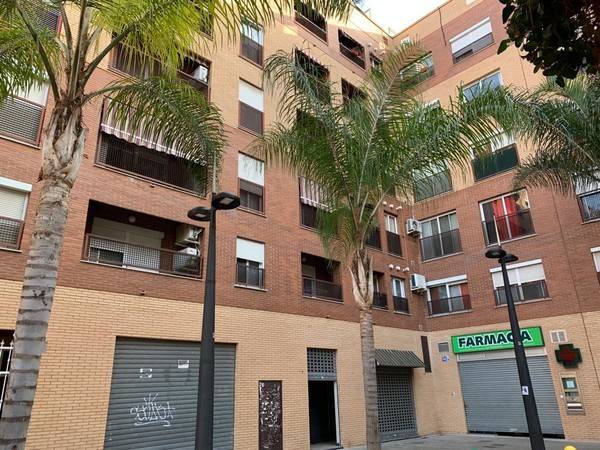 Local comercial en Venta en TORRENTINA en Centro - Casco antiguo