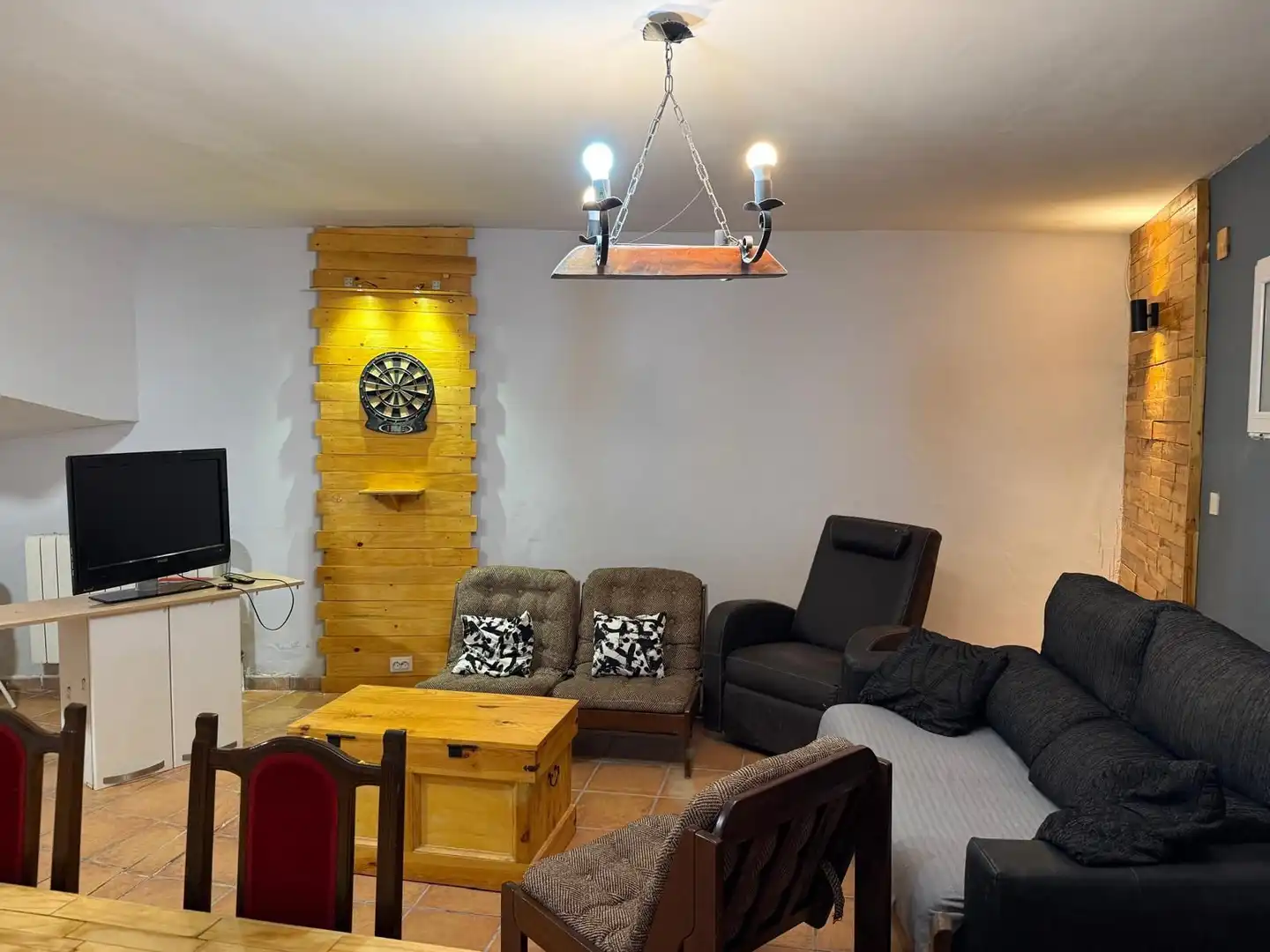 Haus oder Chalet zur Miete in Arroyo de la Encomienda mit Heizung, Abstellraum und Möbliert