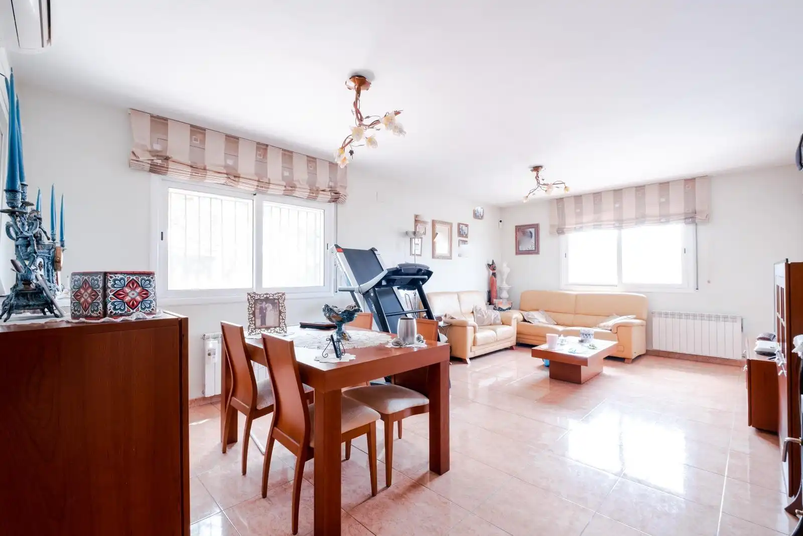 Detached house with pool for sale in c de la garça, imagen 3