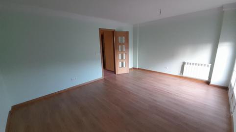 Photo 5 of Single-family semi-detached for sale in Carracedelo, León