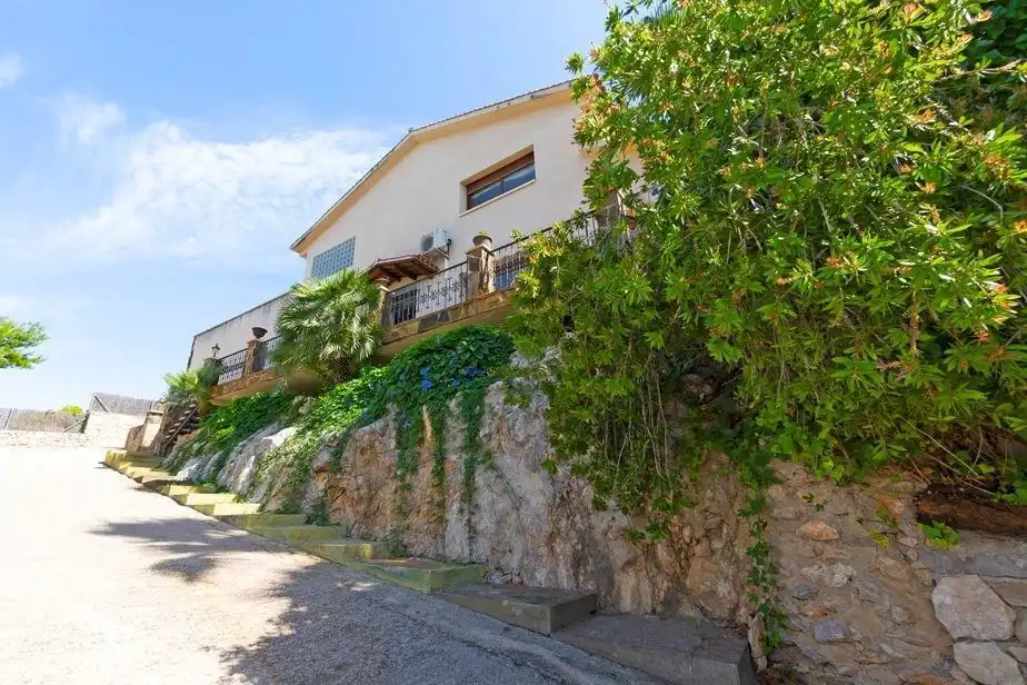 Vista exterior de Casa o xalet de lloguer amb opció a compra en Olivella amb Aire condicionat, Calefacció i Jardí privat