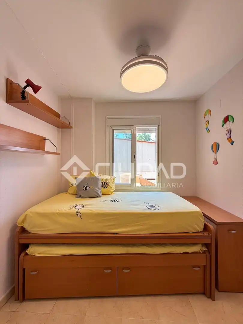 Habitación de Piso en venta en Chipiona con Trastero