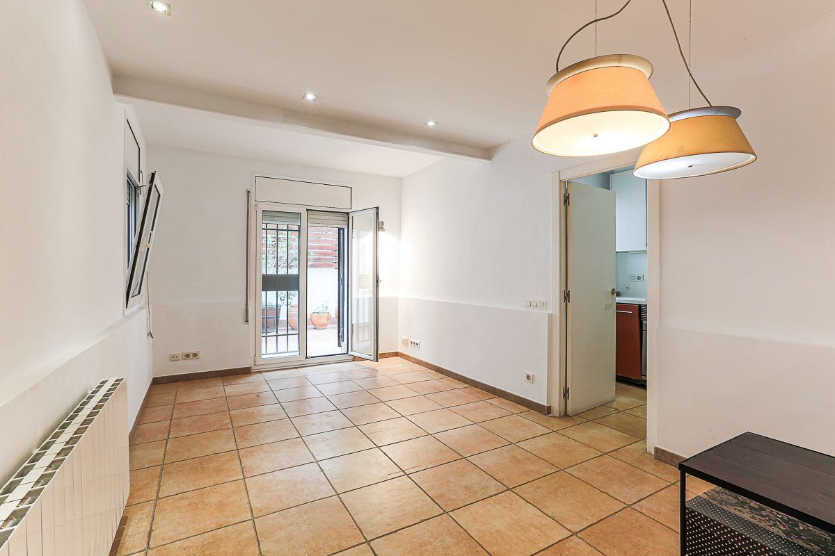 Flat for sale in  Barcelona Capital  with Air Conditioner and Heating