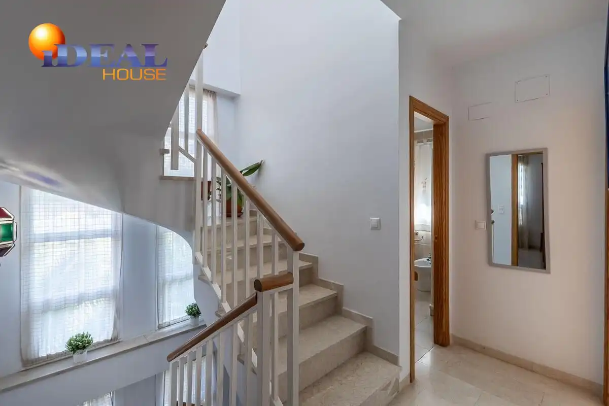 House with terrace for sale in Calle LIMA, imagen 34