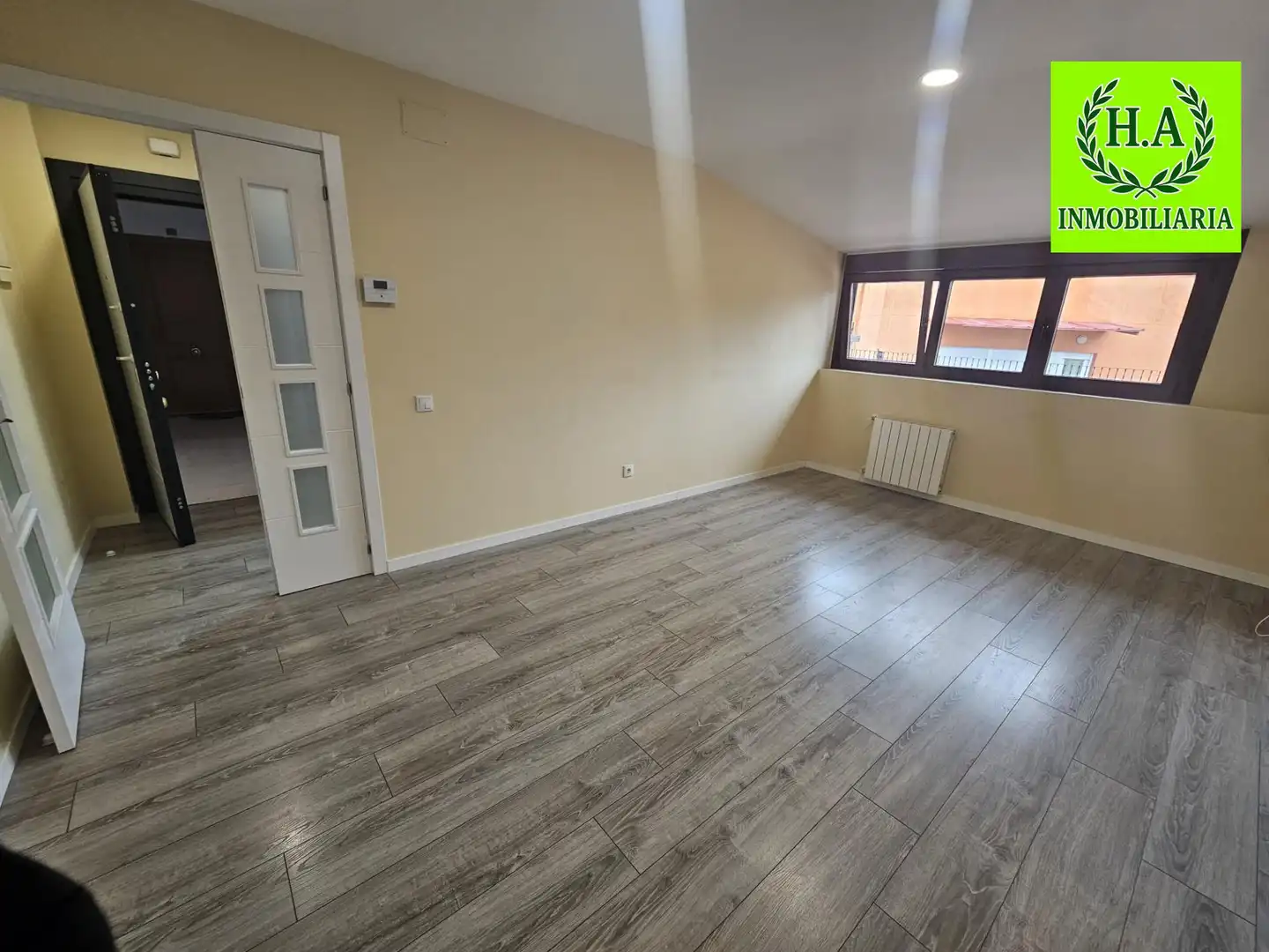 Habitación de Piso en venta en Pedrezuela con Calefacción