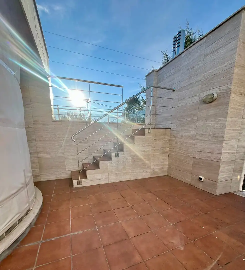 Chalet con terraza en venta en Carrer Mil Fulles, imagen 5