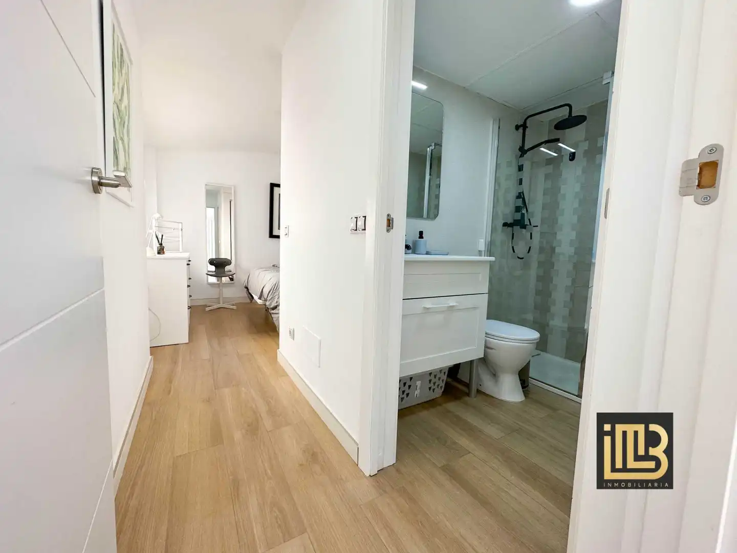 Baño de Piso de alquiler en Alfarnatejo con Aire acondicionado, Calefacción y Terraza