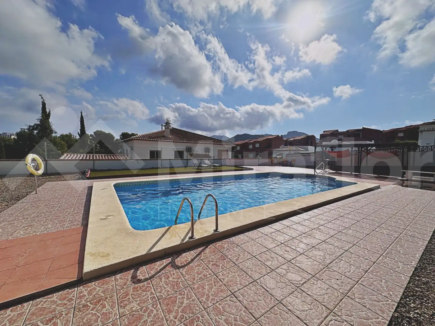 Casa aparellada amb piscina en venda a Urbanització L,almunia 1a Fase 116, imagen 33