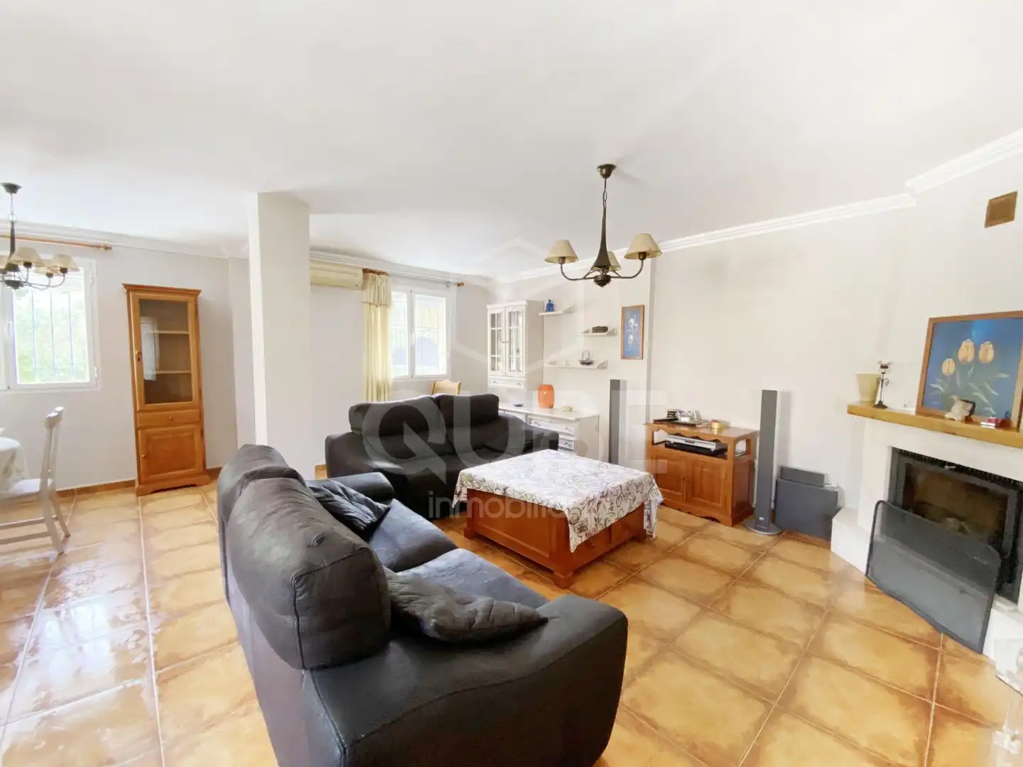 Sala d'estar de Casa adosada en venda en Alhaurín de la Torre amb Aire condicionat, Terrassa i Traster