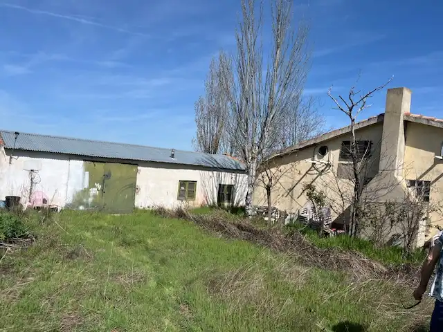 Gebäude zum Verkauf in Vecinos