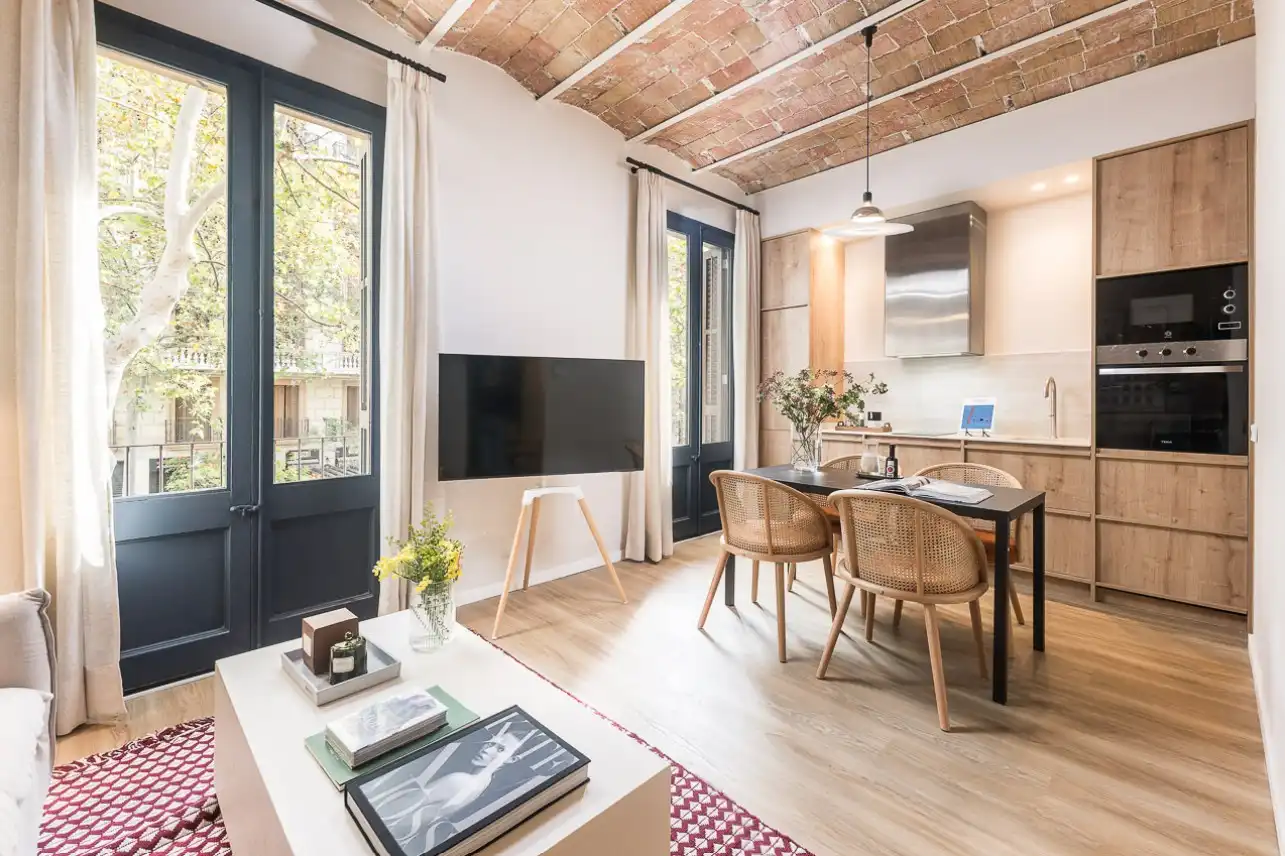 Apartment with terrace to rent in Eixample, imagen 2