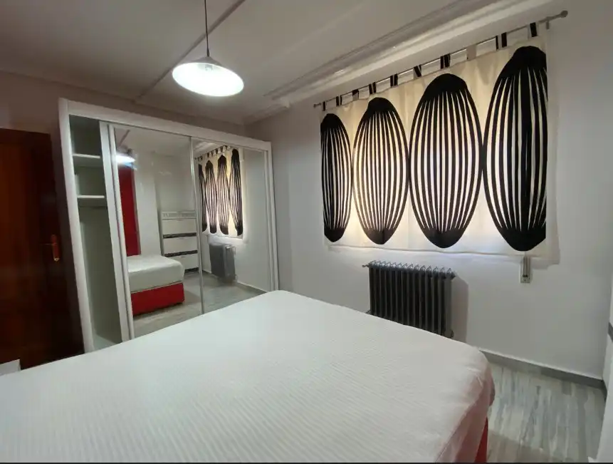 Wohnung zur Miete in Calle Compás de Santo Domingo, El Torreón - Los Ángeles - El Pilar