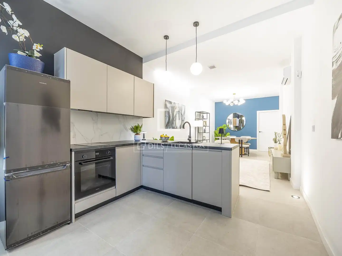 Kitchen of Flat for sale in Valencia  with Air Conditioner, Heating and Terrace