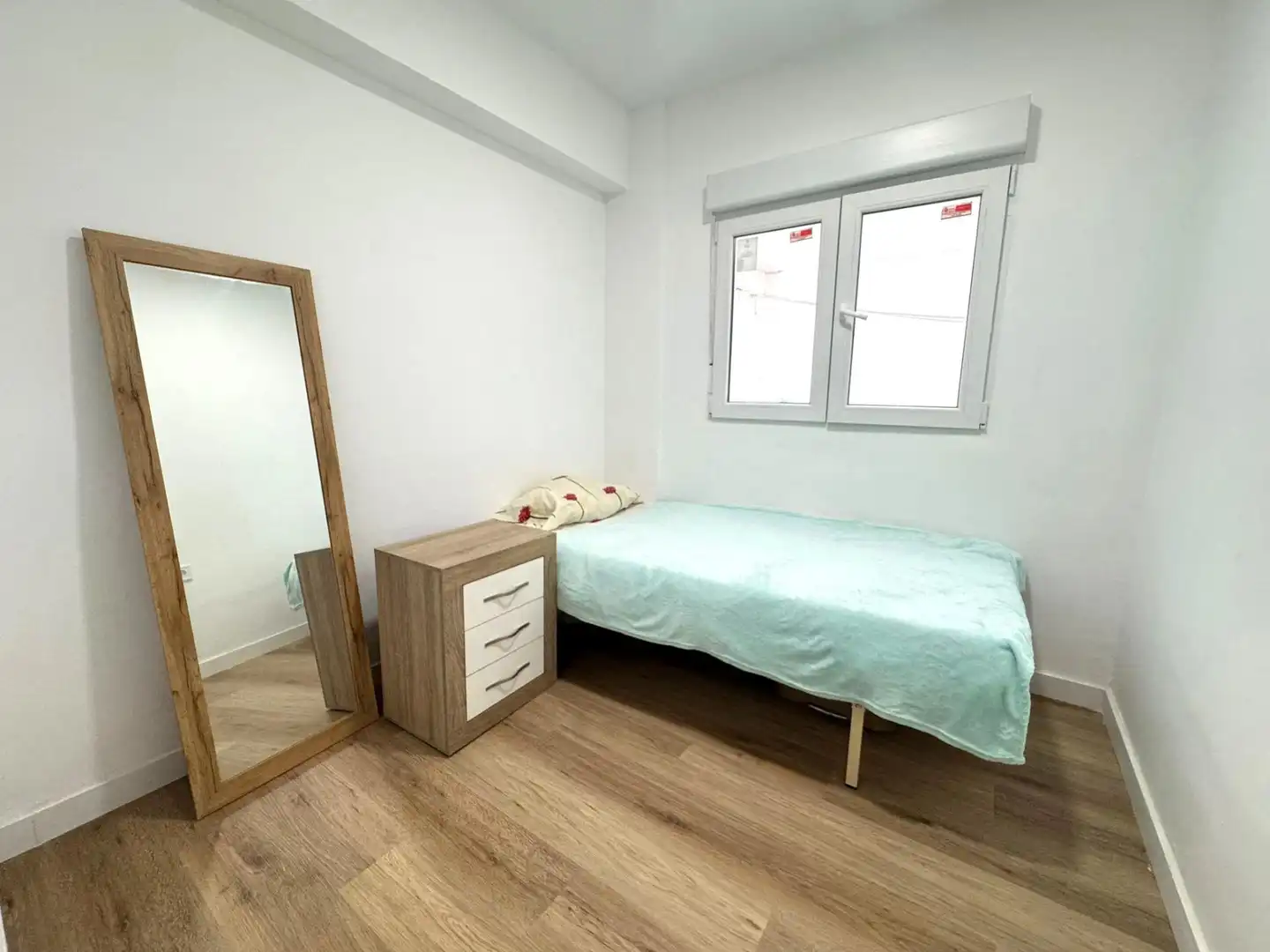 Bedroom of Apartments for sale in Alicante / Alacant