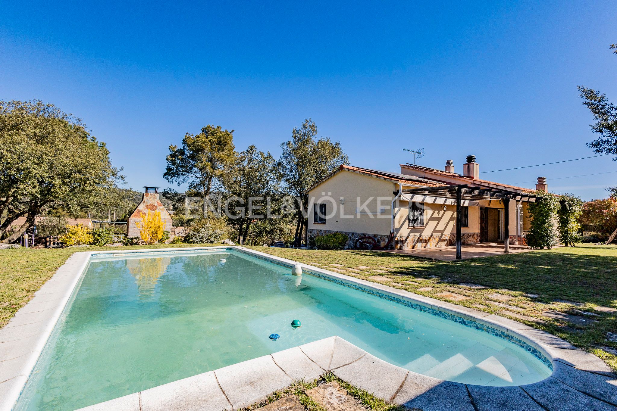 Swimming pool of House or chalet for sale in Querol  with Air Conditioner, Heating and Private garden