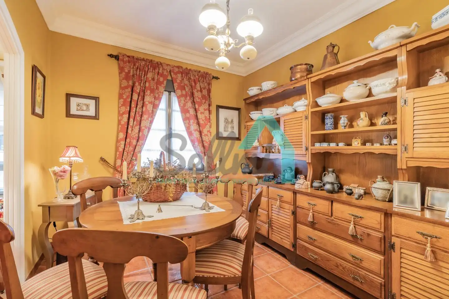 Comedor de Piso en venta en Mieres (Asturias) con Calefacción y Parquet