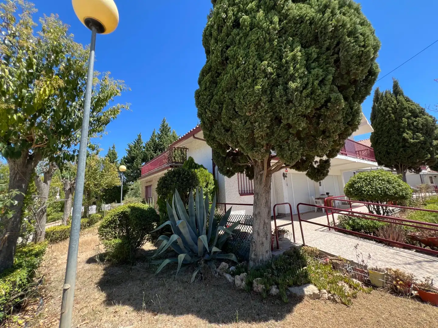 Vista exterior de Casa o chalet en venta en Zaragoza con Calefacción y Terraza