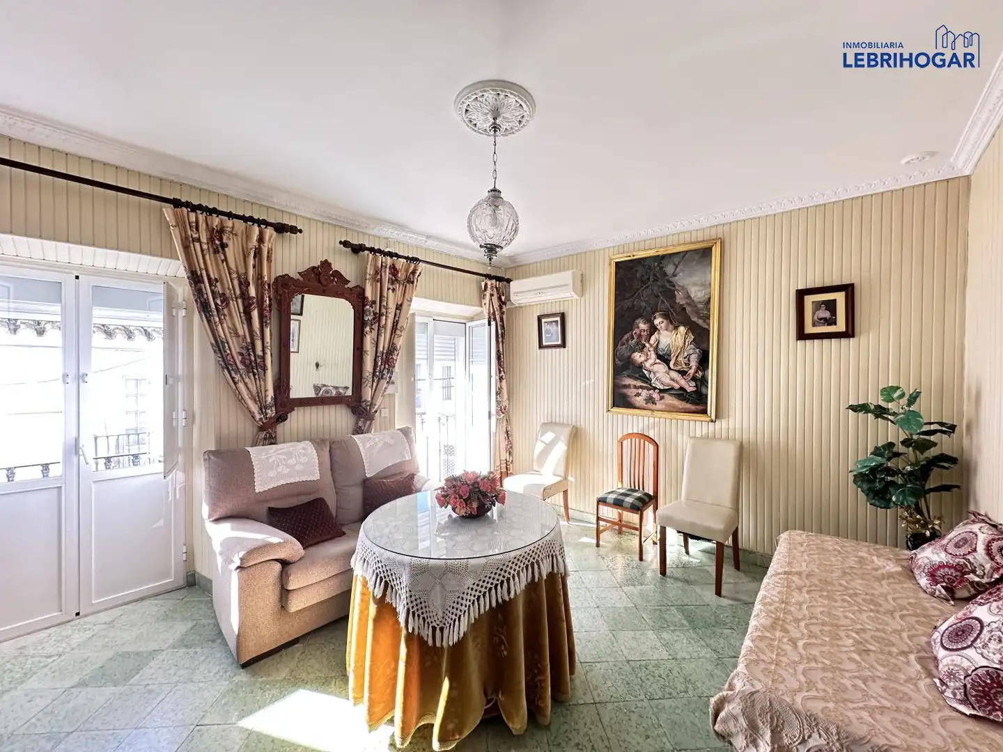 Sala d'estar de Pis en venda en Lebrija amb Aire condicionat, Calefacció i Terrassa