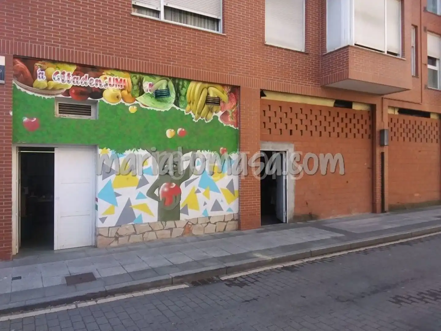 Locale commerciale in vendita a N/A