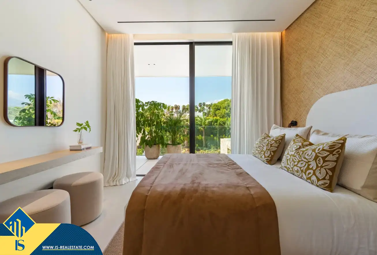 Chalet con piscina en venta en Milla de Oro, imagen 10