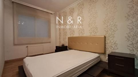 Photo 2 of Flat to rent in Xeneral Pardiñas, Ensanche - Sar, A Coruña